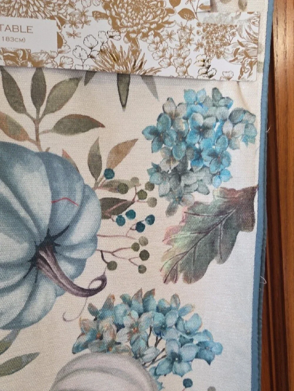 Shabby Chic seasonal table